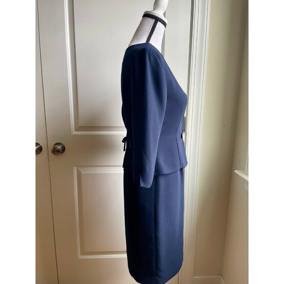 David Warren Petites Navy Skirt Suit - Size 2P - Picture 4 of 7